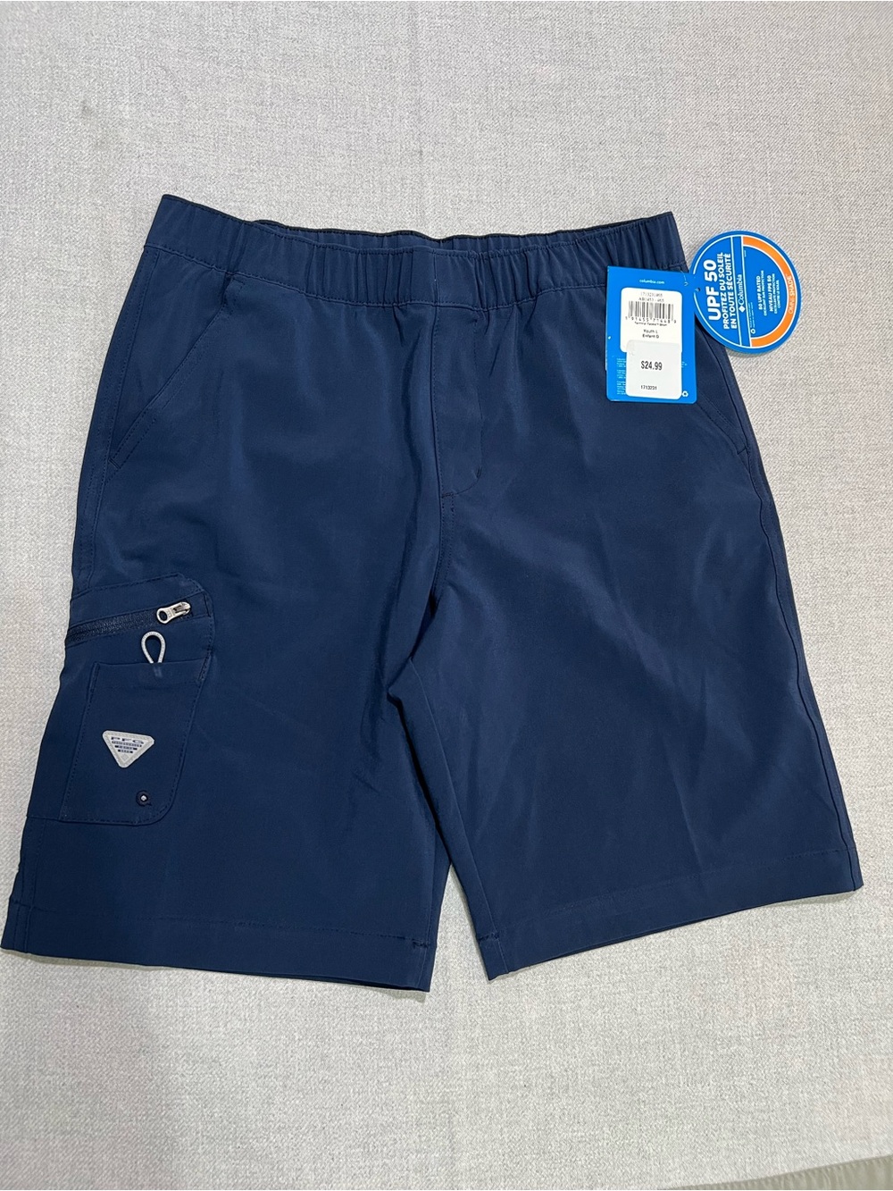 Columbia Youth Navy Blue Performance Cargo Shorts L(14-16)